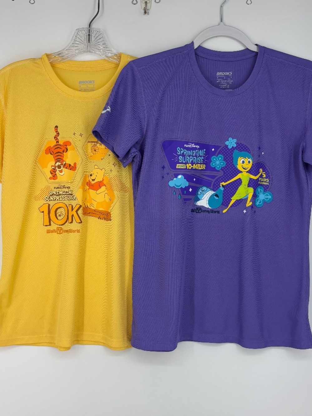 Brooks Run Disney Womens Small Active T-Shirts Purple Inside Out Yellow Poooh SS